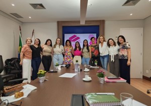 UNIABRALIMP DÁ INÍCIO AO PROGRAMA DE MENTORIA PARA MULHERES